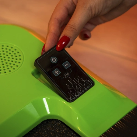 Електрическа бягаща пътека THUNDER RACE-GREEN